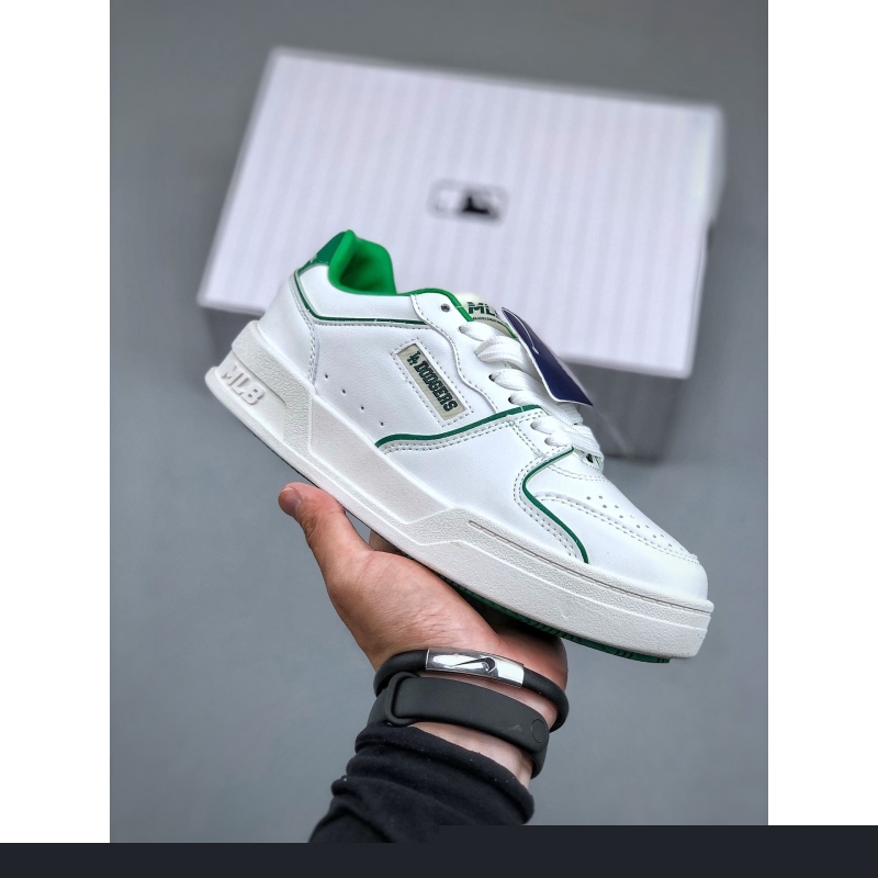 G*u*i casual shoes